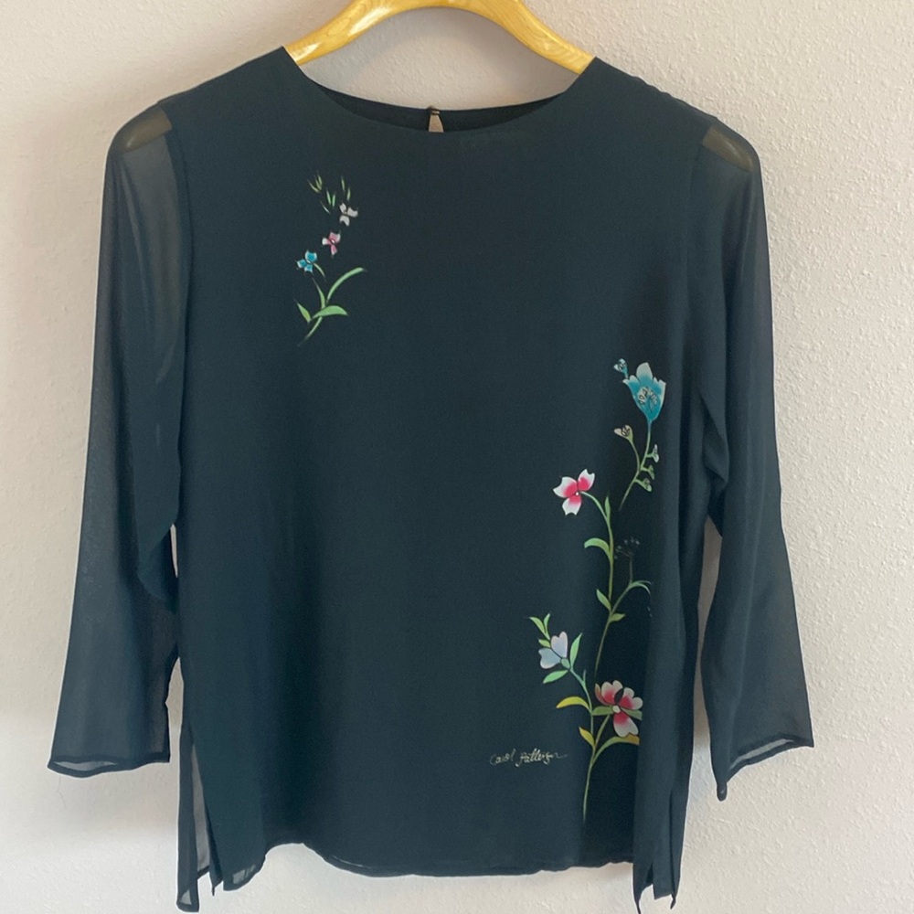 Carol Patterson silk tunic top Black with painted flowers Size M